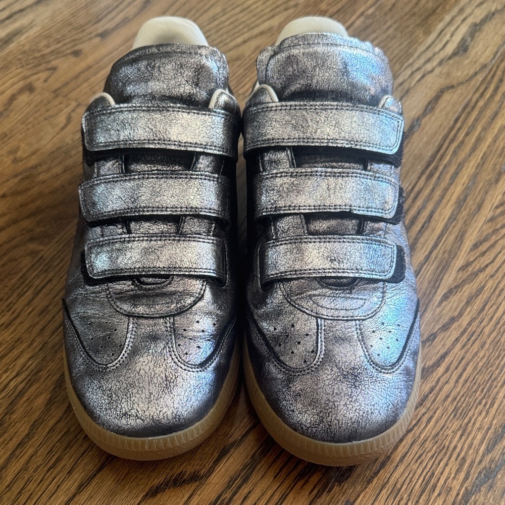 Isabel Marant Silver and Black Sneakers - Picture 2 of 7